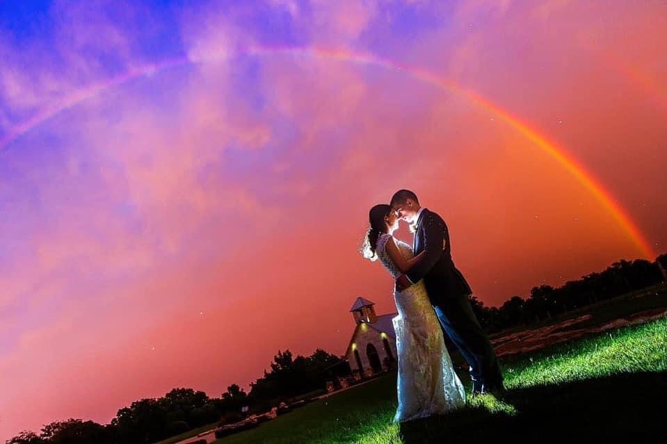 Post 2 by Gruene Estate Event Venue on Instagram (image)