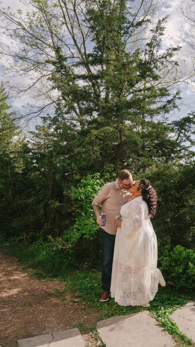Post 8 by Raelyn + Earl | Iris Aisle on Instagram (video)
