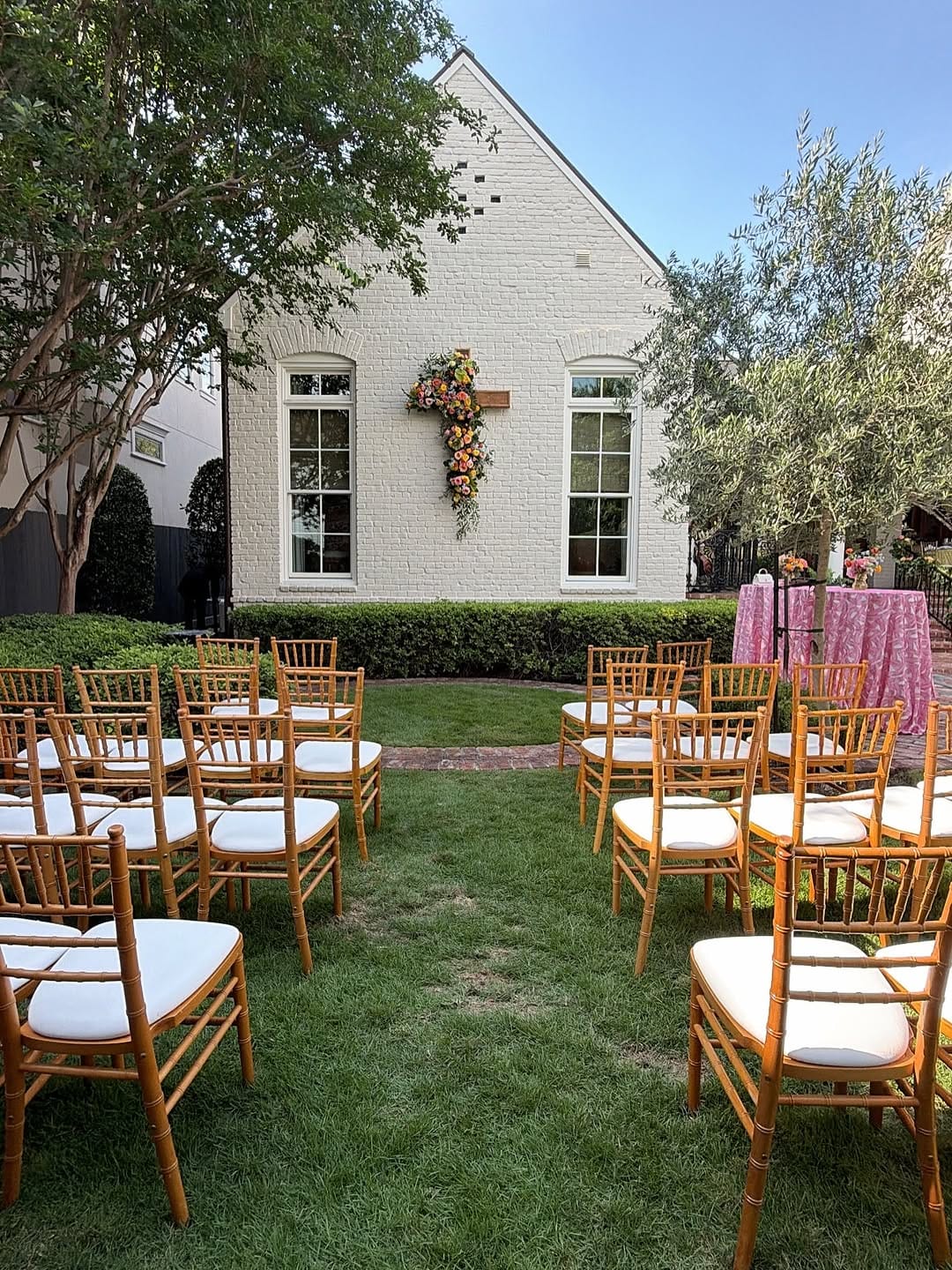 Post 6 by Swift + Company Events on Instagram (carousel)
