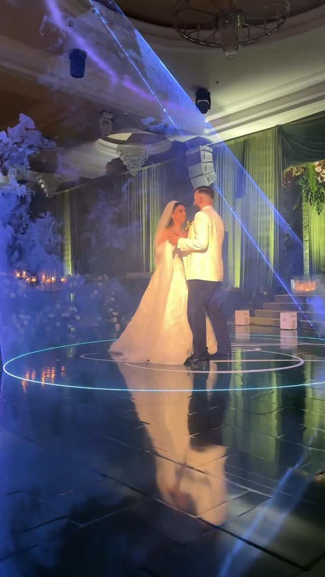 Post 3 by Simply Elegant by Diana on Instagram (video)