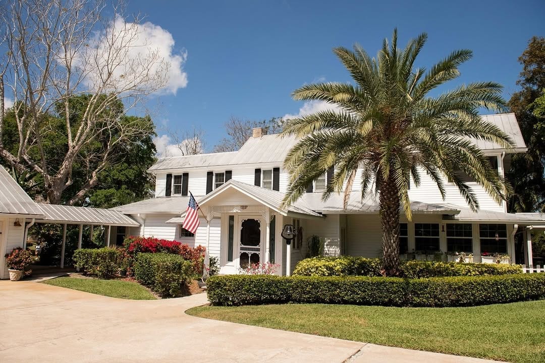 Post 9 by All-Inclusive Wedding Venue Florida on Instagram (carousel)