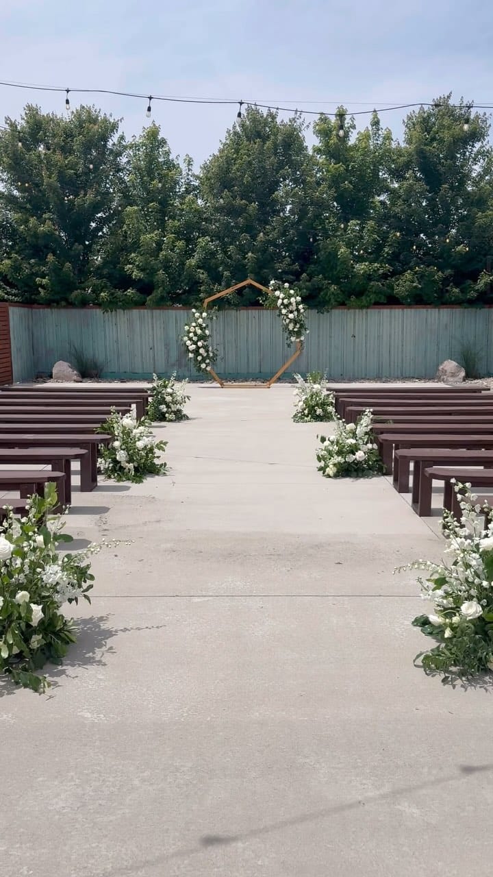 Post 9 by Mojave East on Instagram (video)