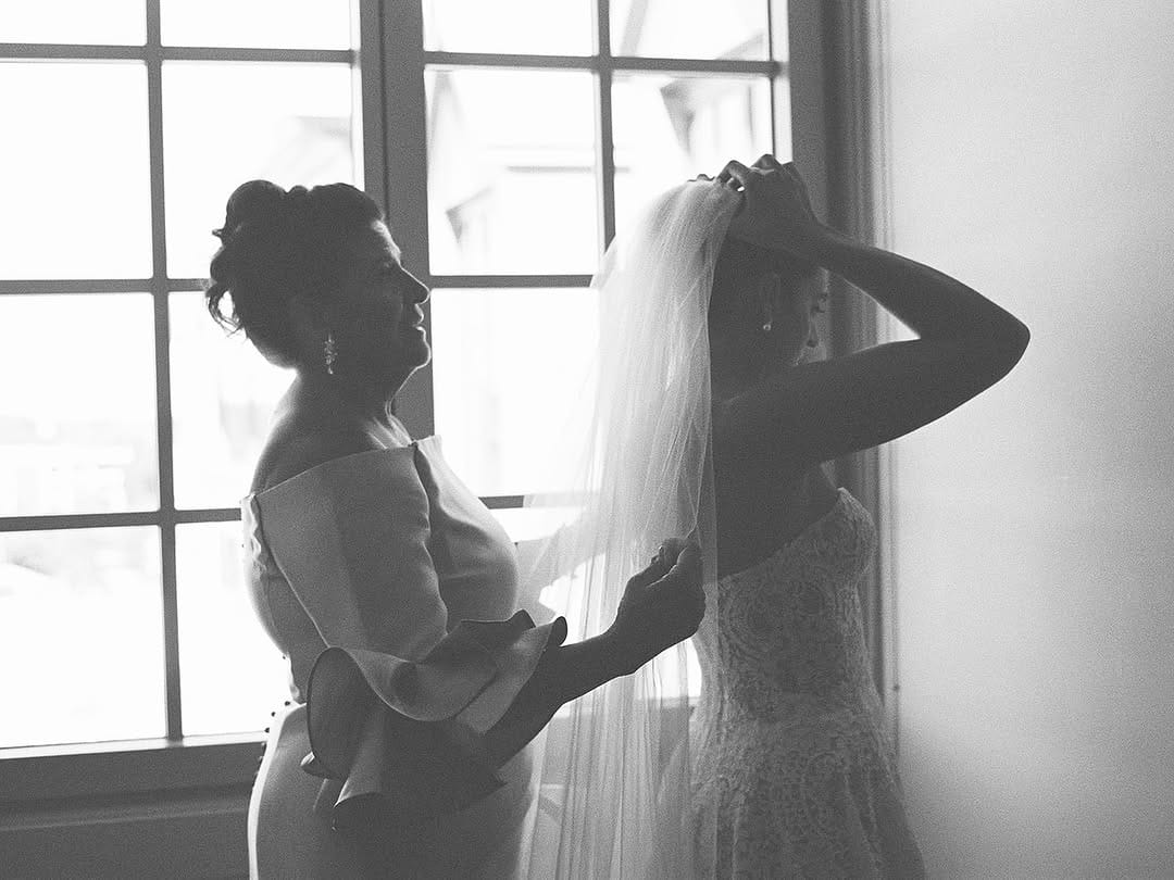 Post 8 by Lisa DiBenedetto| New England Wedding Planner on Instagram (carousel)