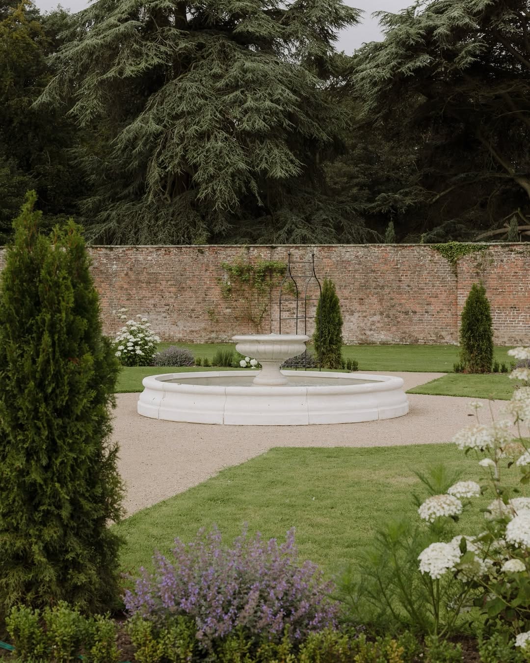 Post 2 by Wootton Hall - Country House Weddings, Lincolnshire on Instagram (carousel)