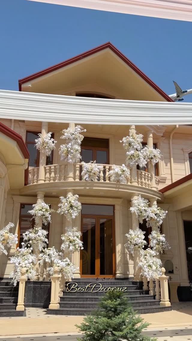 Post 1 by Bestdecor.uz | Оформление on Instagram (video)
