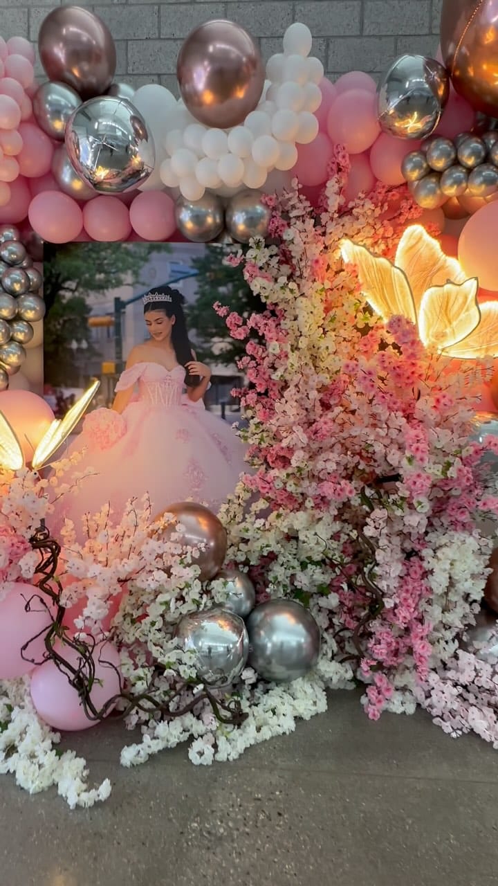 Post 9 by Dreaming Balloons on Instagram (video)