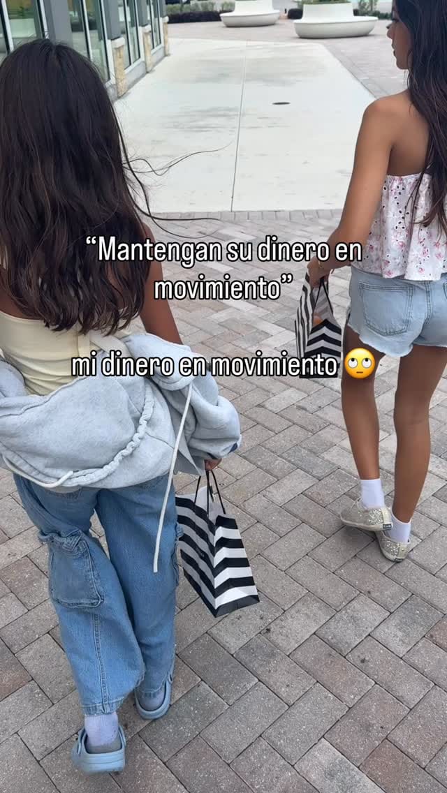 Post 1 by Melissa Carvajal on Instagram (video)
