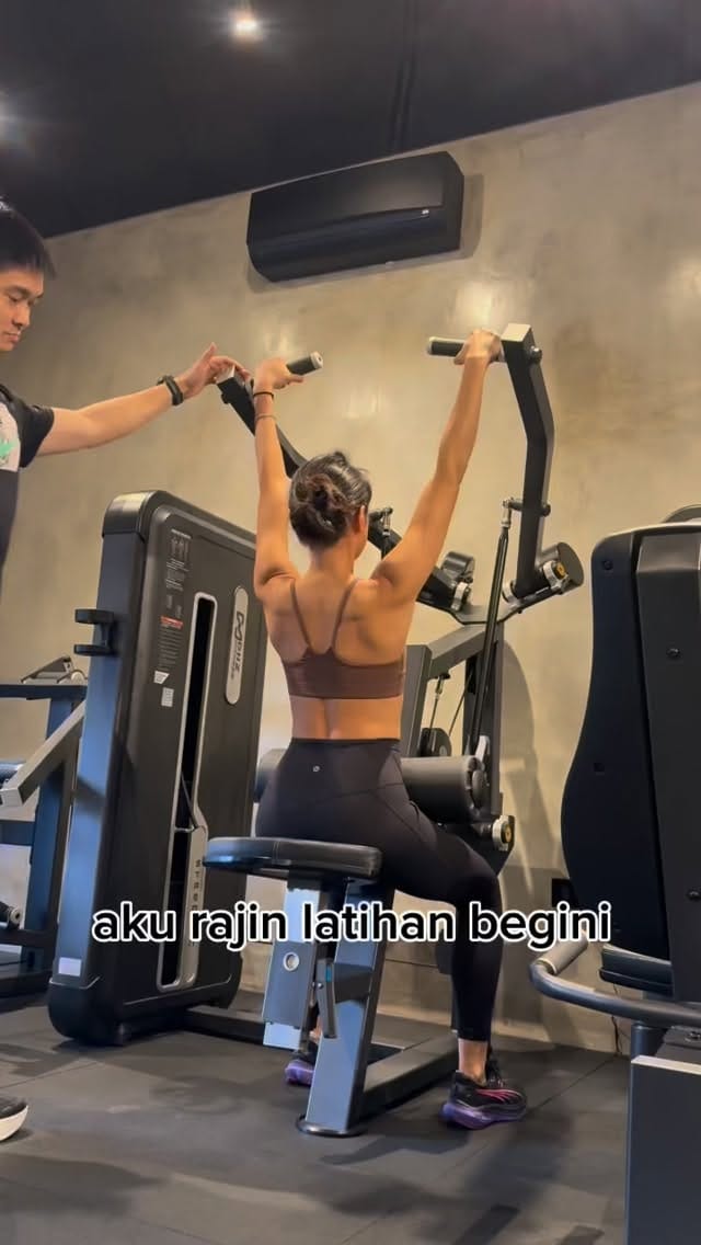 Post 3 by dr. casey tjahaja on Instagram (video)