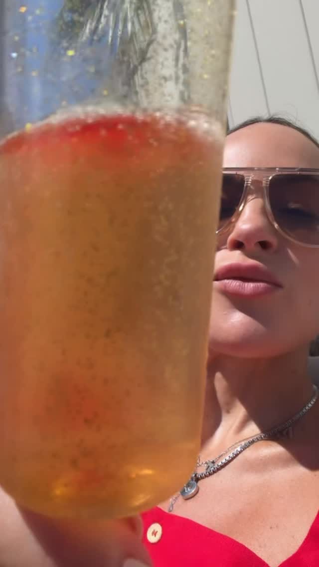 Post 6 by Jena Brusilovsky on Instagram (video)