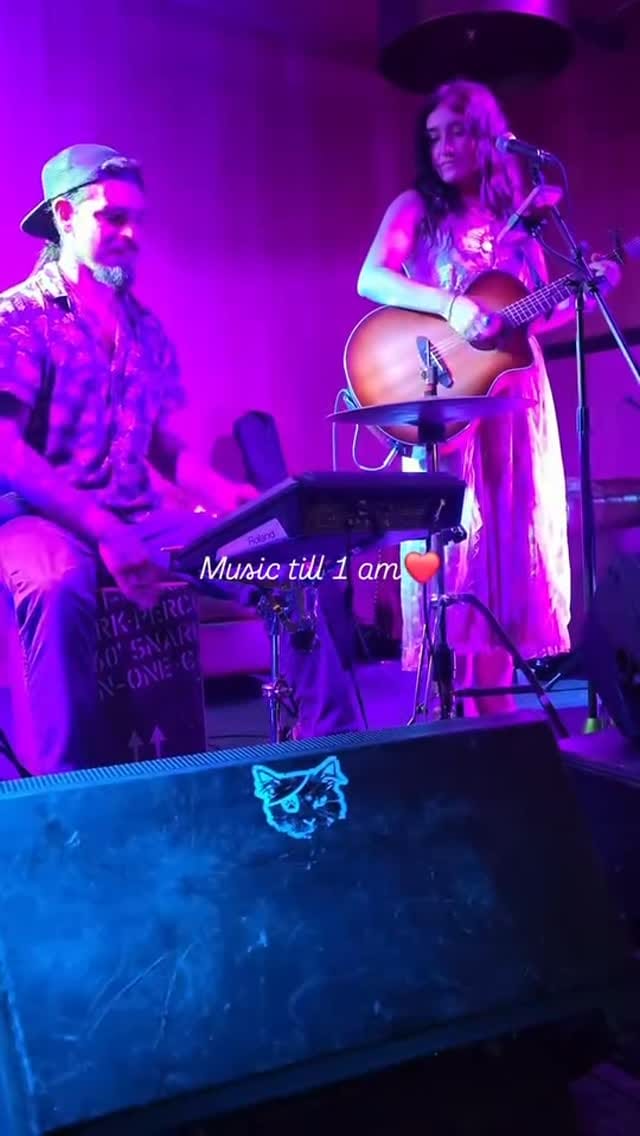 Post 1 by Anna Barnes | Artist on Instagram (video)