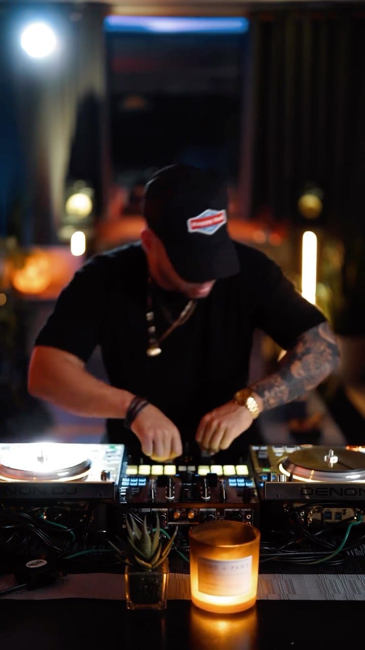 Post 10 by Dj Roc on Instagram (video)