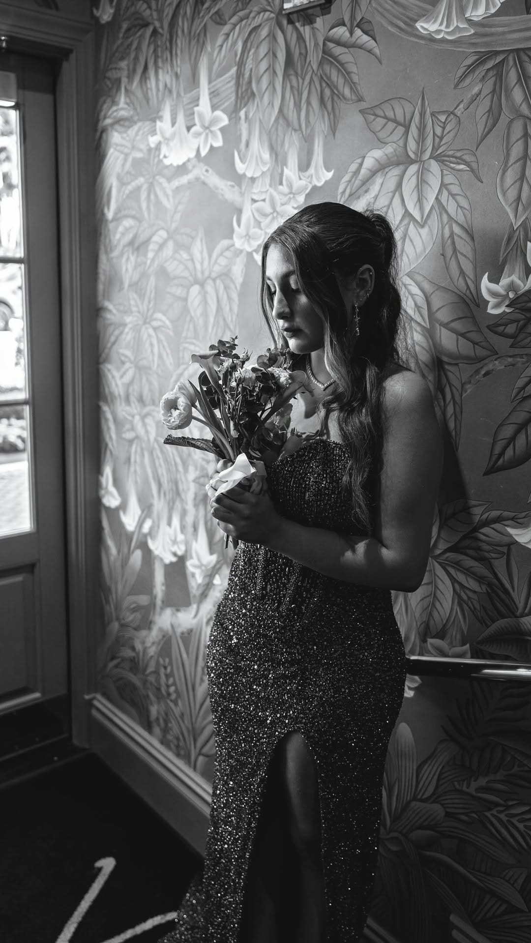 Post 2 by Mimi Land on Instagram (video)
