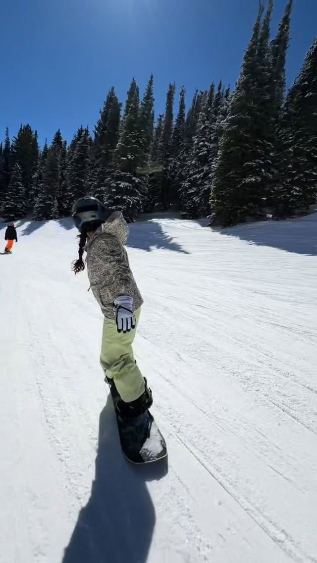 Post 4 by Suki Lopez on Instagram (video)