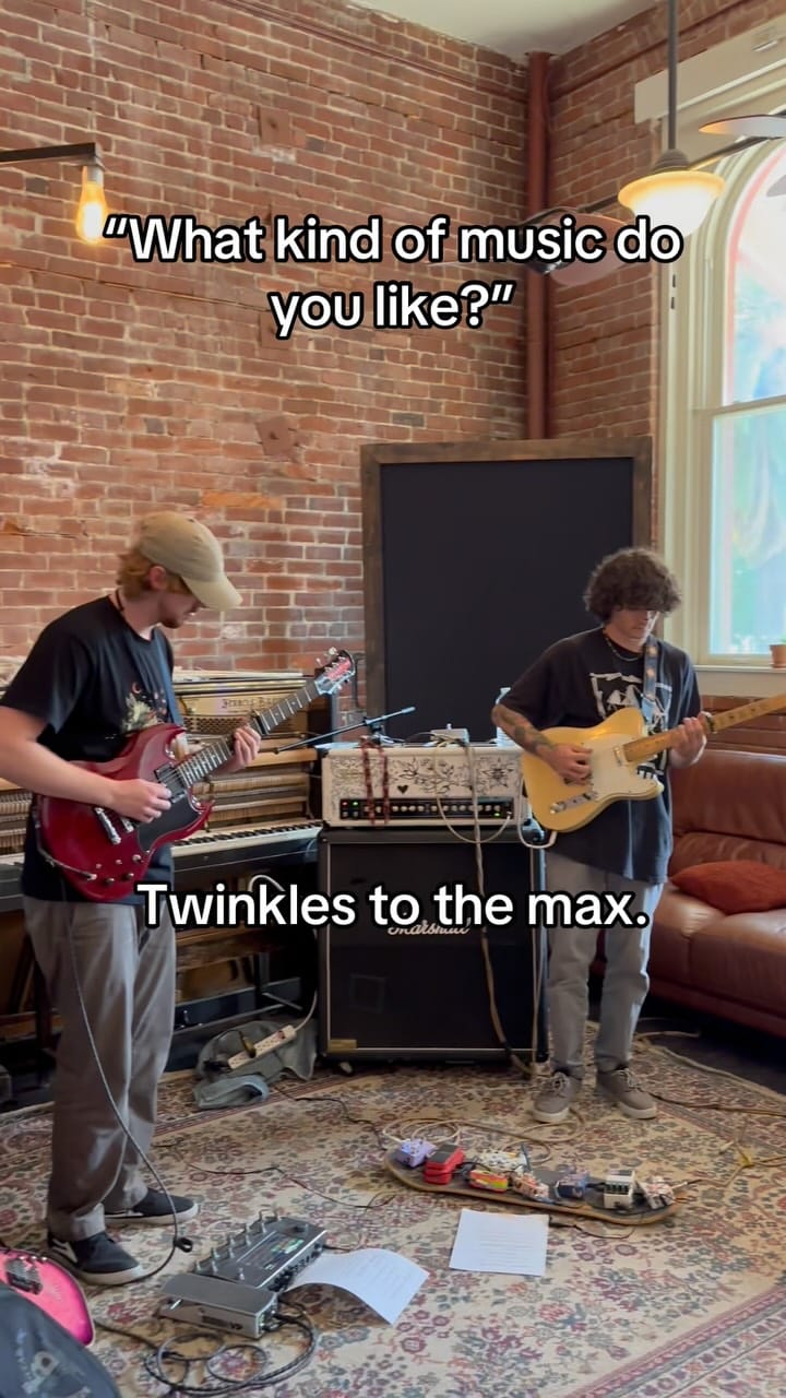 Post 9 by Knoxey on Instagram (video)