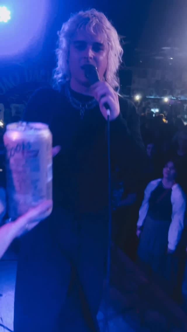 Post 6 by MOTHÉ on Instagram (video)