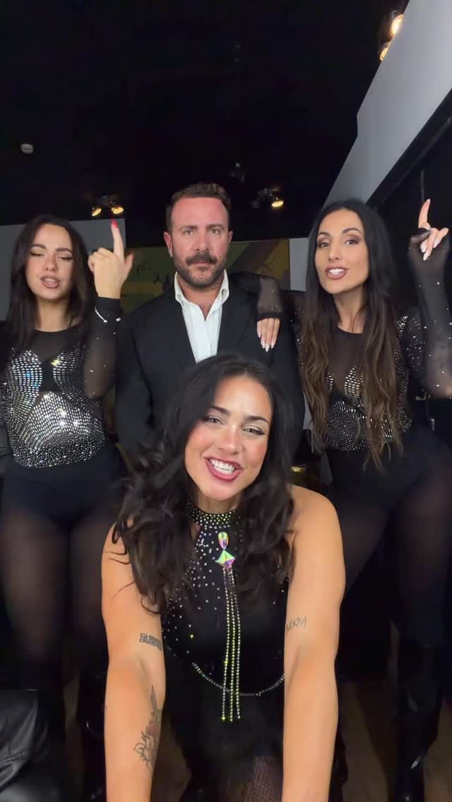 Post 2 by Konnie Metaxa on Instagram (video)
