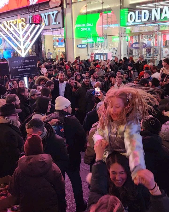 Post 9 by Chabad of Midtown Manhattan on Instagram (carousel)