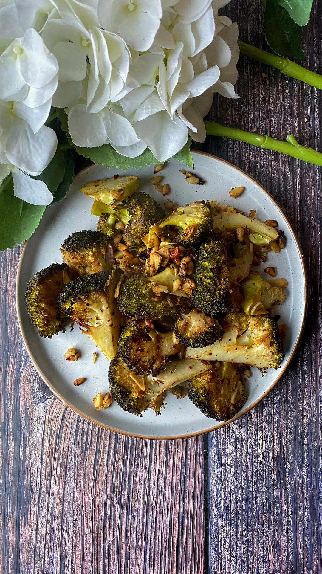 Post 10 by Poppy | Easy Home Recipes on Instagram (video)