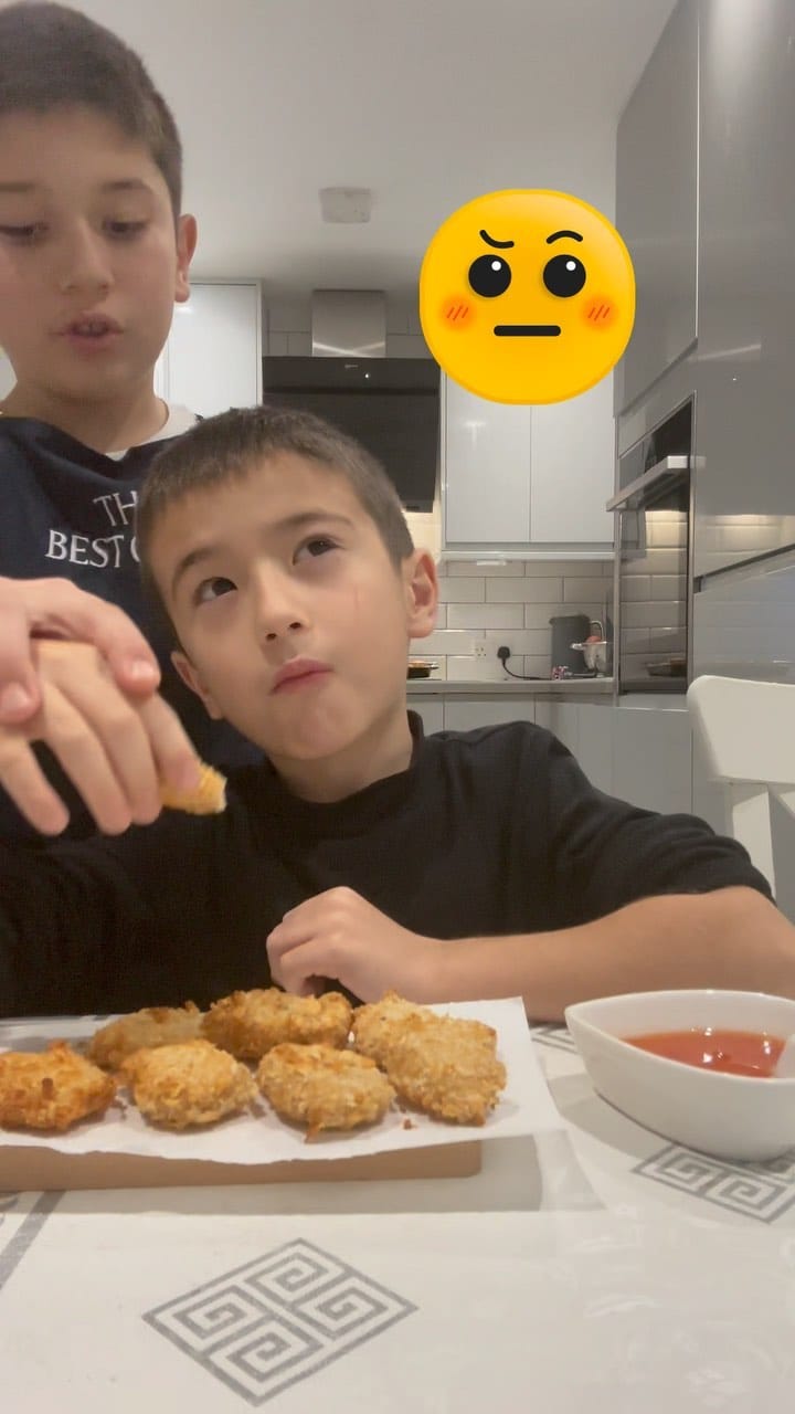 Post 9 by Kamoliddin | 🧄Quick, Fun & Easy Recipes 👌 on Instagram (video)