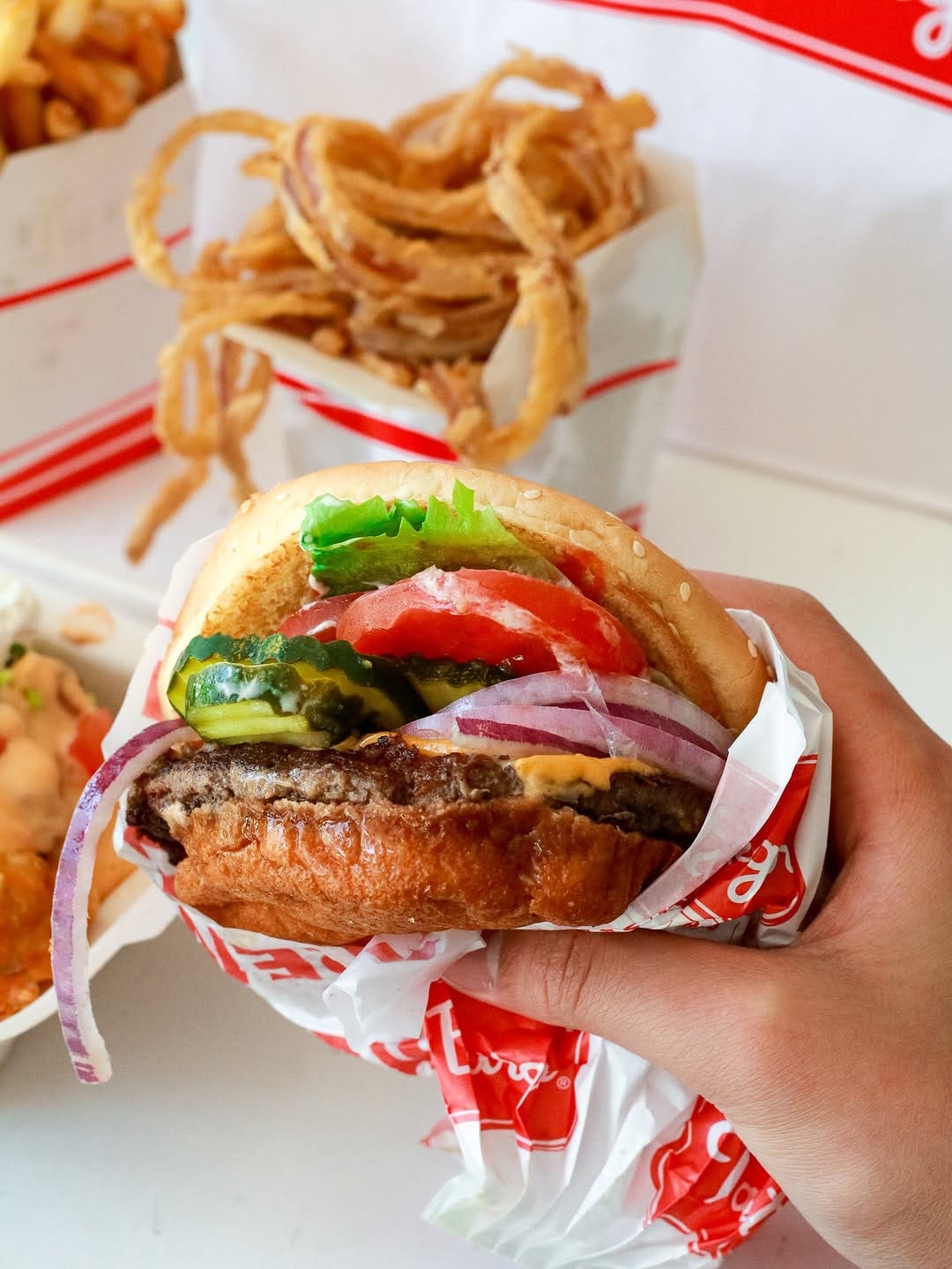 Post 10 by Tasty Burger on Instagram (image)