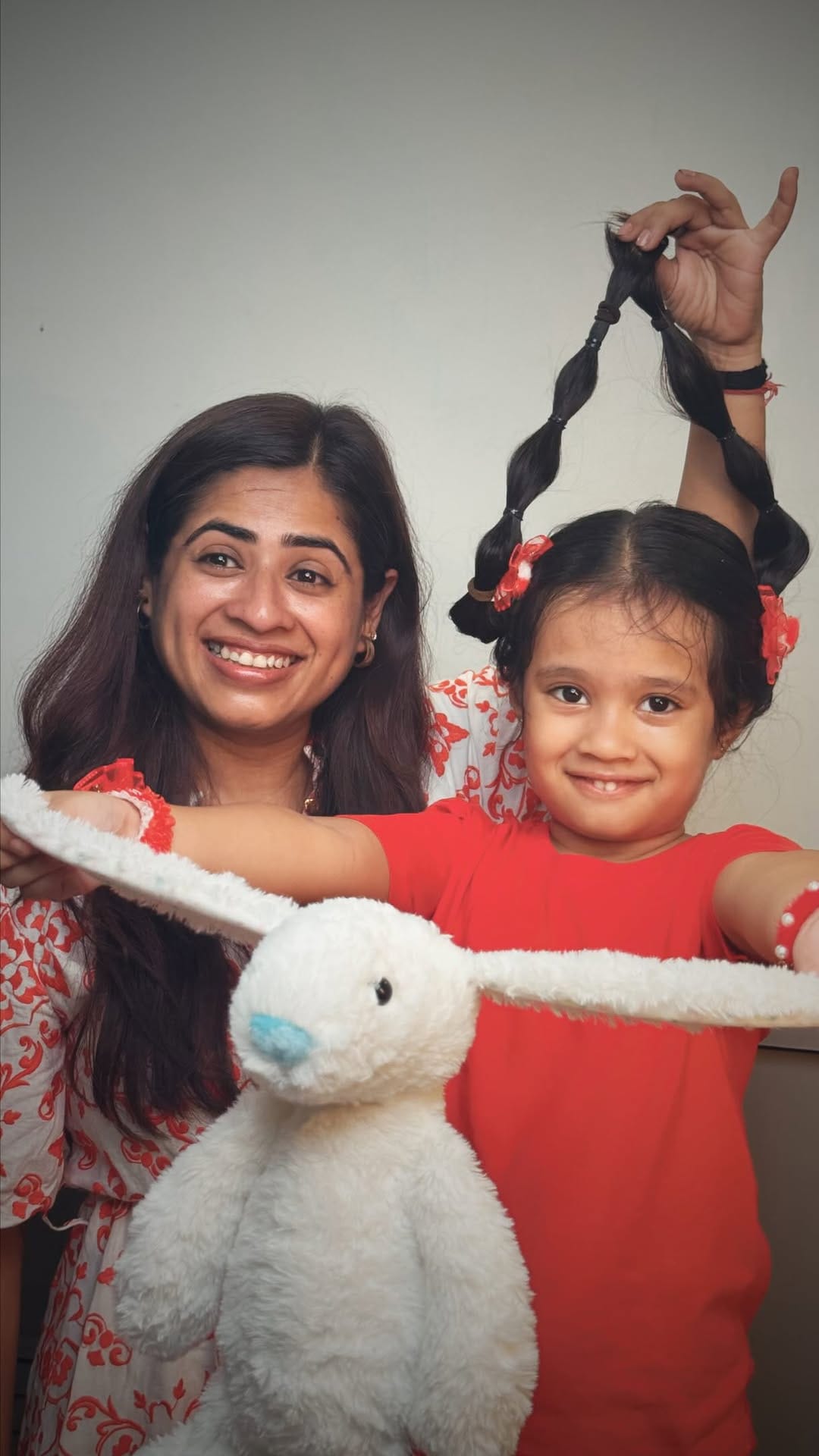 Post 1 by LittleGlove | Mom Influencer on Instagram (video)