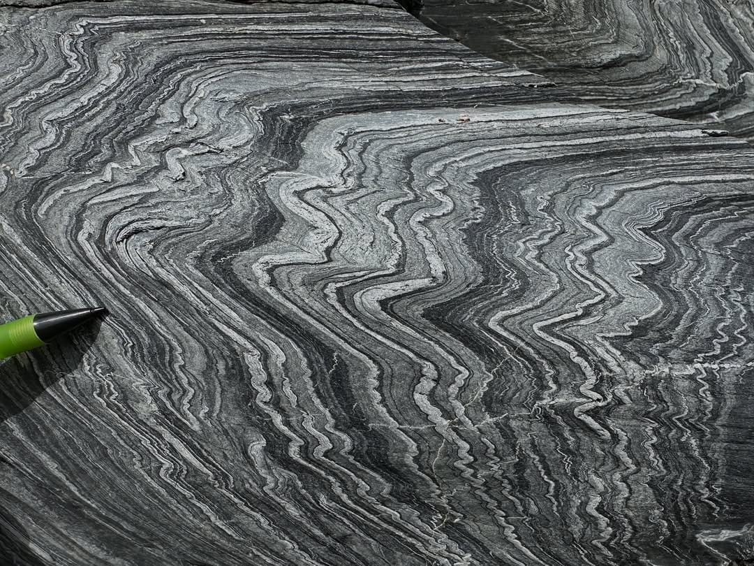 Post 5 by Sam Hughes on Instagram (image)