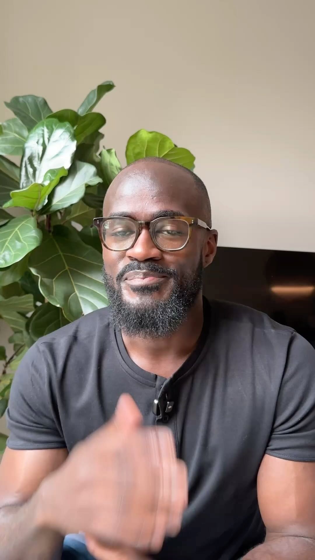 Post 1 by Jeffrey Boadi on Instagram (video)
