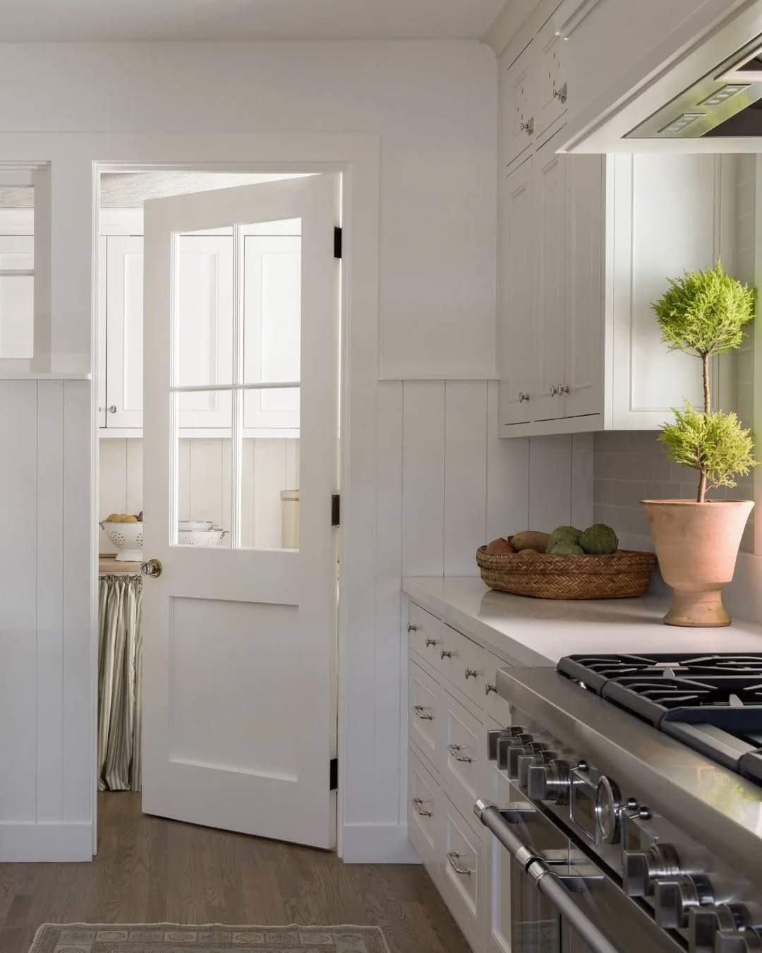 Post 2 by Ali Faulkner | Orange County Interior Designer on Instagram (carousel)