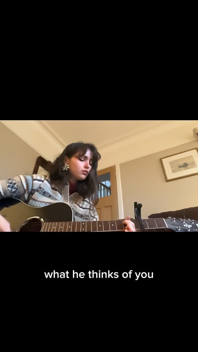 Post 7 by Elisa on Instagram (video)