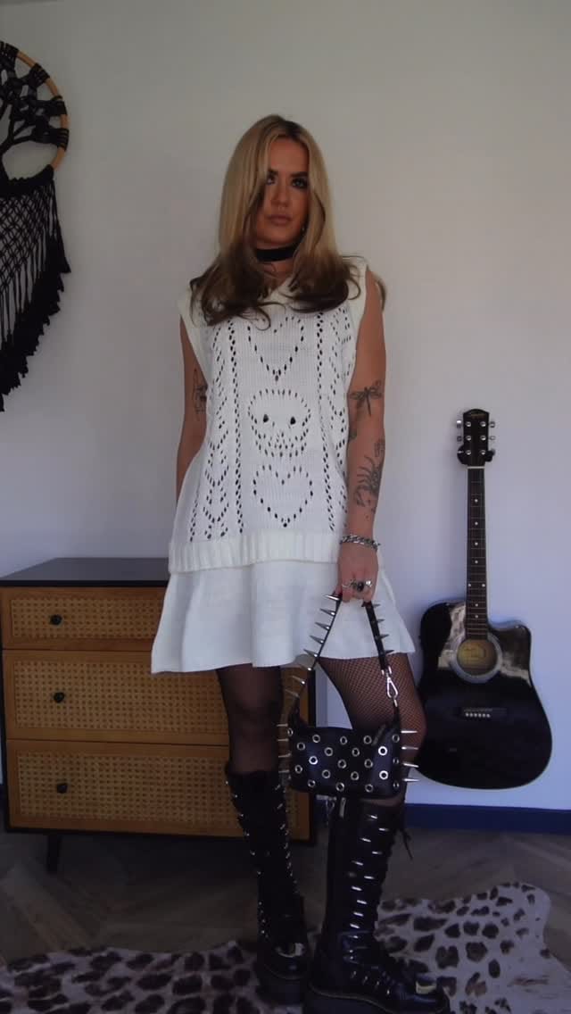 Post 1 by ℭ𝔞𝔰𝔢𝔶 ⚡️𝔍𝔞𝔡𝔢 on Instagram (video)