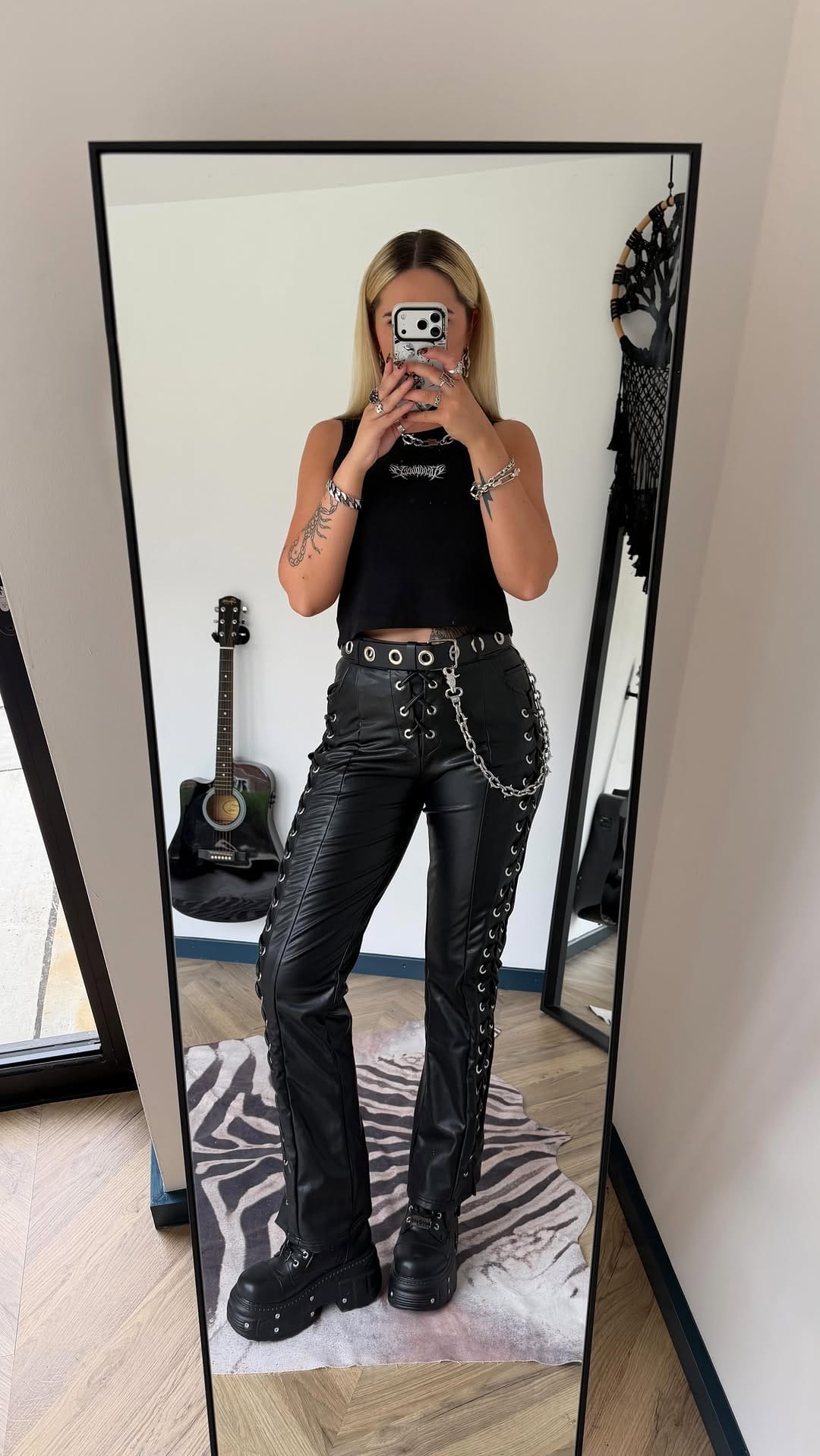 Post 7 by ℭ𝔞𝔰𝔢𝔶 ⚡️𝔍𝔞𝔡𝔢 on Instagram (video)