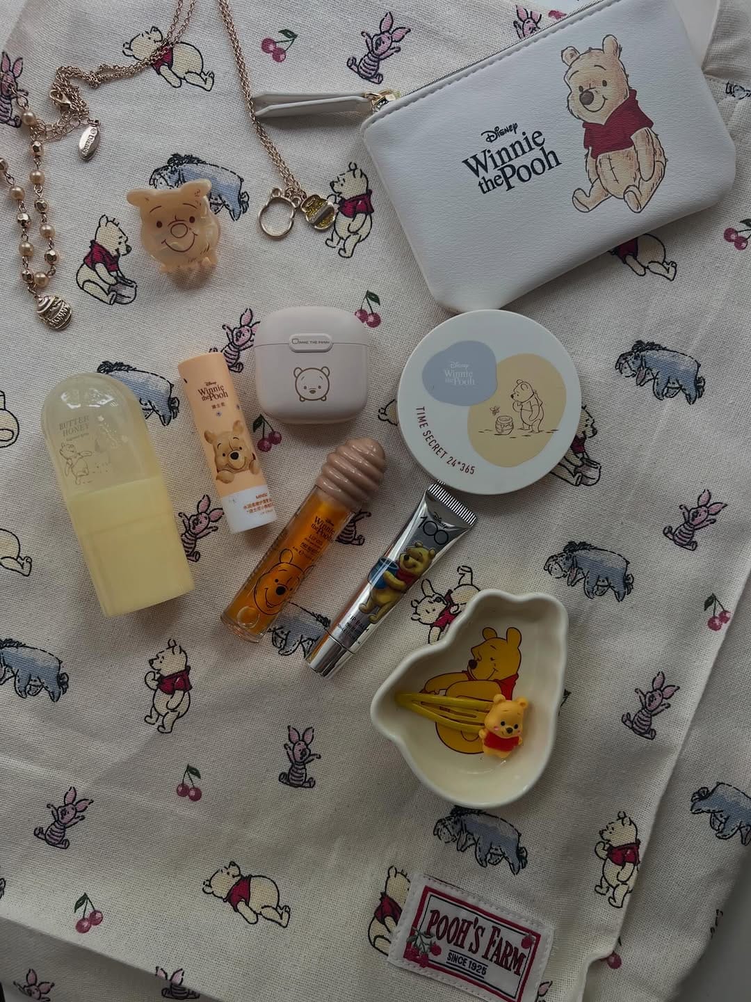 Post 7 by leah 🍯 pooh creator 🍯 on Instagram (image)
