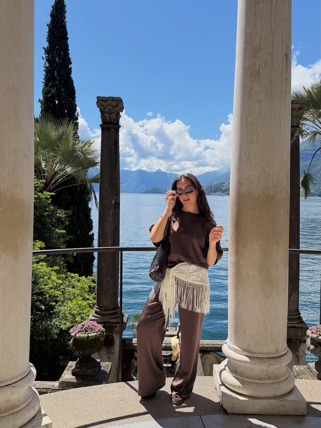 Post 10 by Michelle | petite outfit inspo on Instagram (carousel)