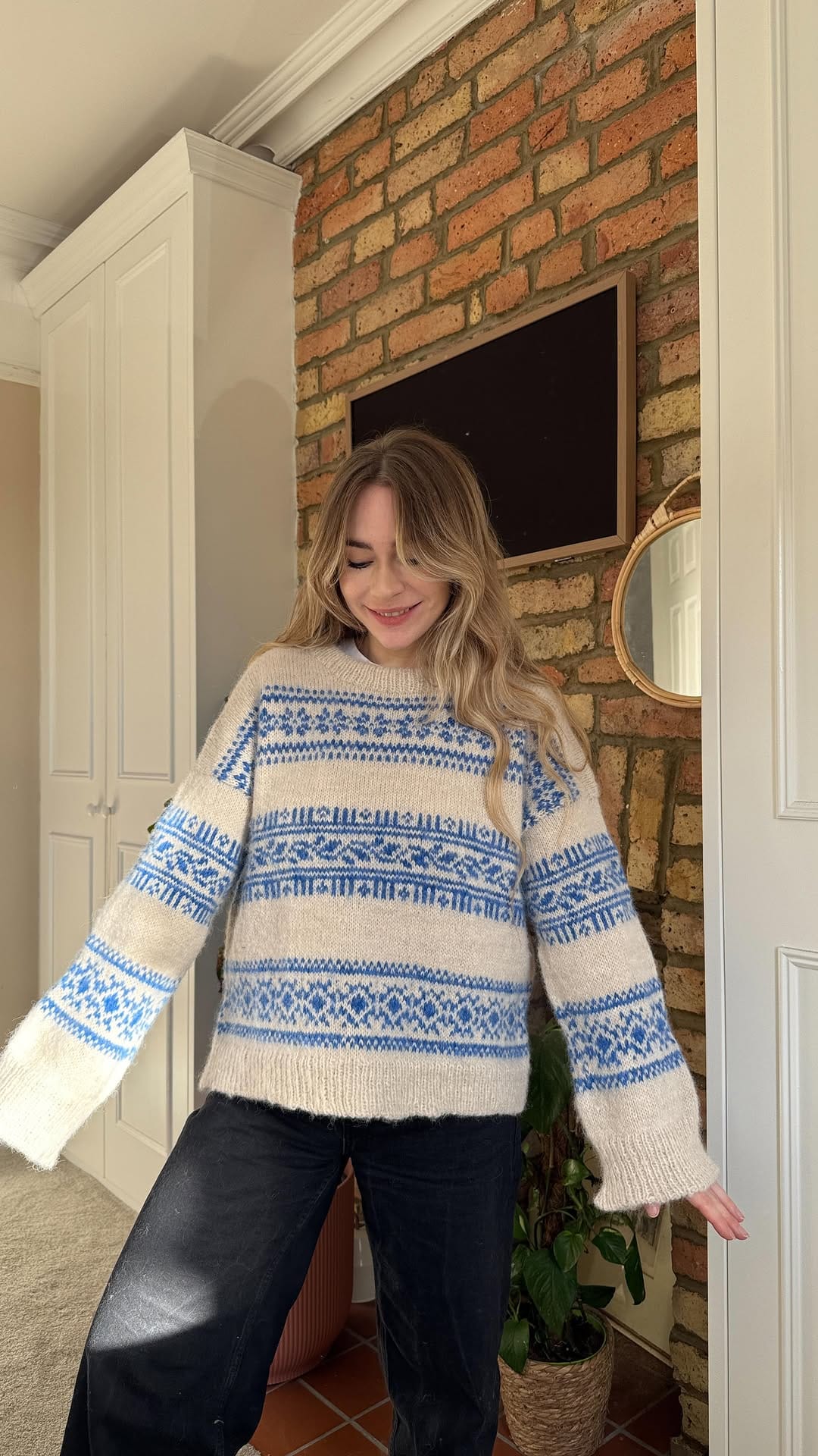 Post 10 by Katie Snooks | Dating, Beauty & Lifestyle Creator on Instagram (video)
