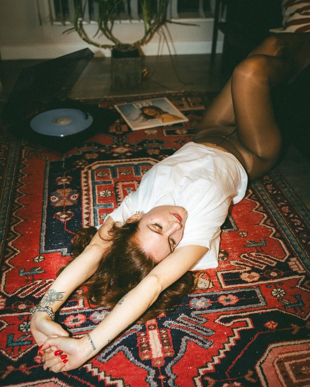 Post 8 by Luna Perri on Instagram (carousel)