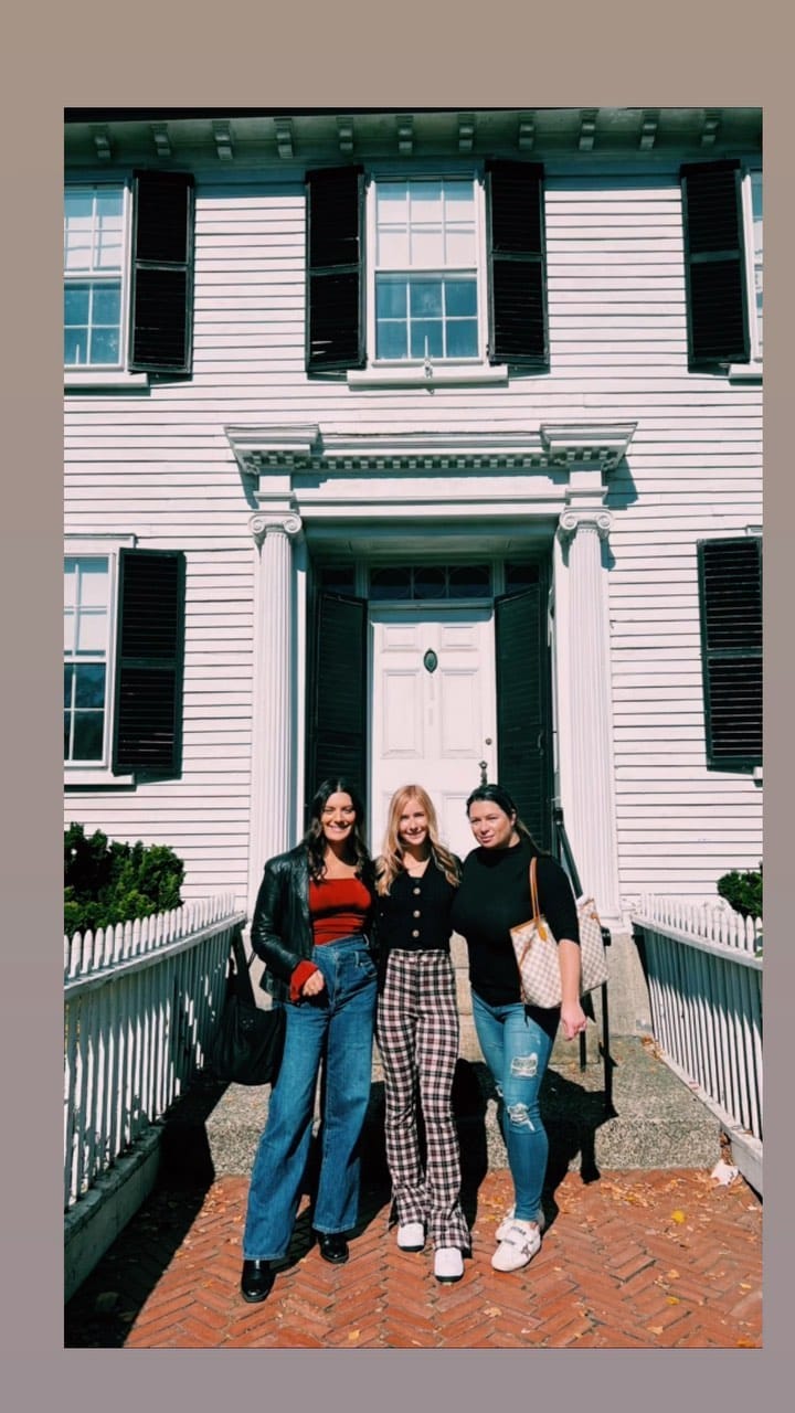 Post 7 by Laura Christine on Instagram (video)