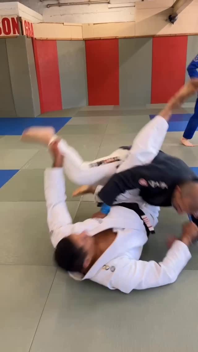 Post 2 by Carlson Gracie London on Instagram (video)