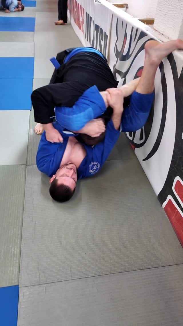 Post 5 by Carlson Gracie London on Instagram (video)