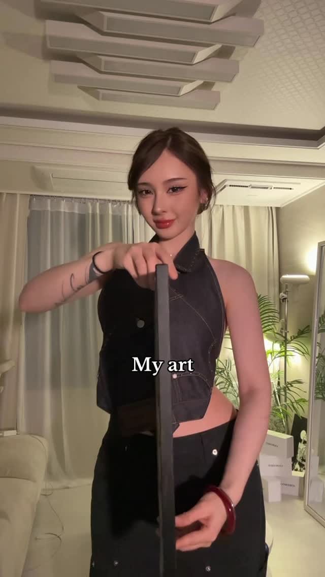 Post 3 by 유나 on Instagram (video)