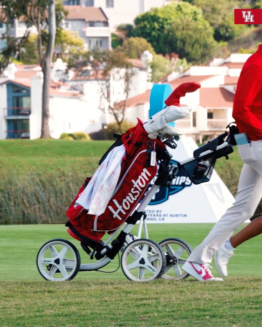 Post 1 by Houston Women's Golf on Instagram (video)
