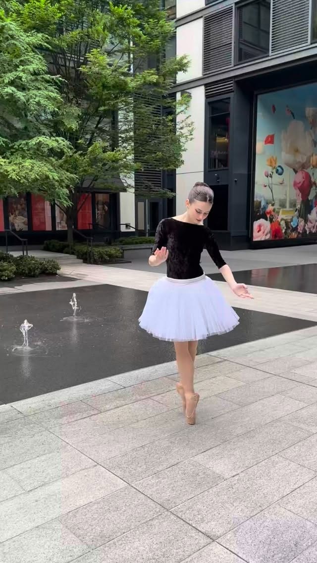 Post 9 by thewashingtonschoolofballet on Instagram (video)