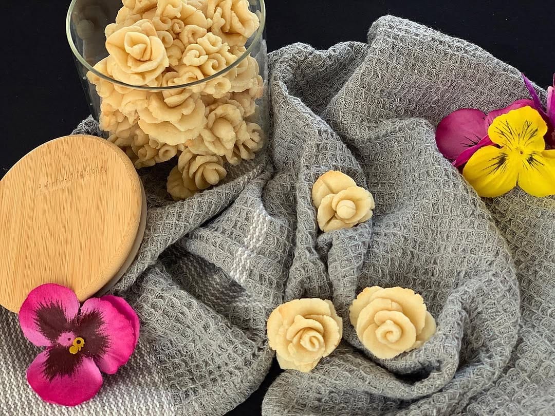 Post 6 by Maya on Instagram (image)