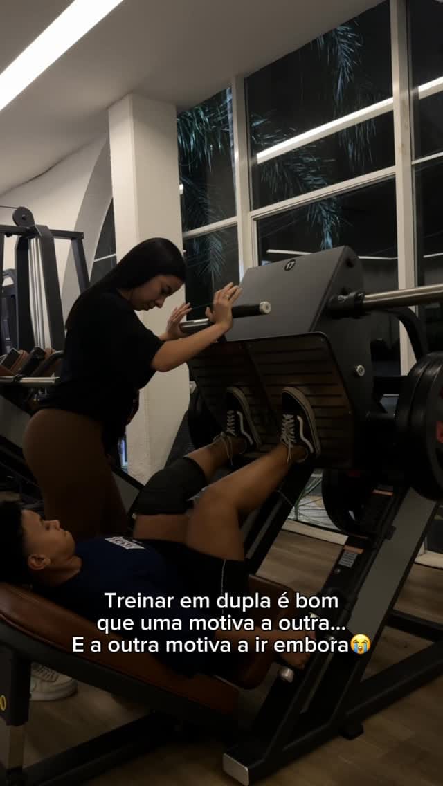 Post 3 by Victória Cruz on Instagram (video)