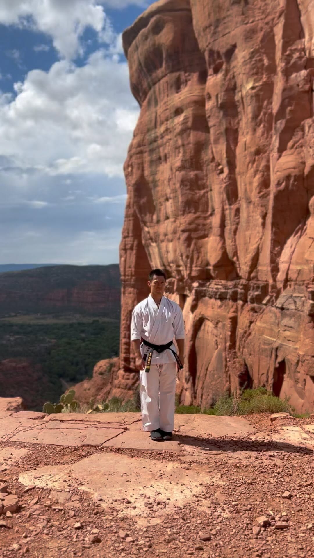 Post 4 by Katori.Shinto.Ryu.LA-Shinkiryu on Instagram (video)