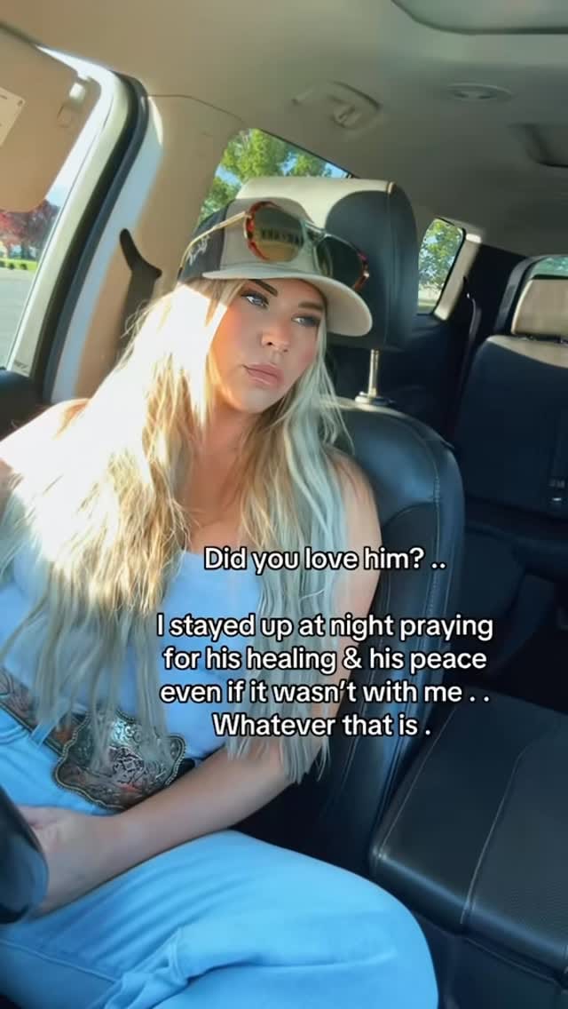 Post 5 by Kylie Mikell on Instagram (video)