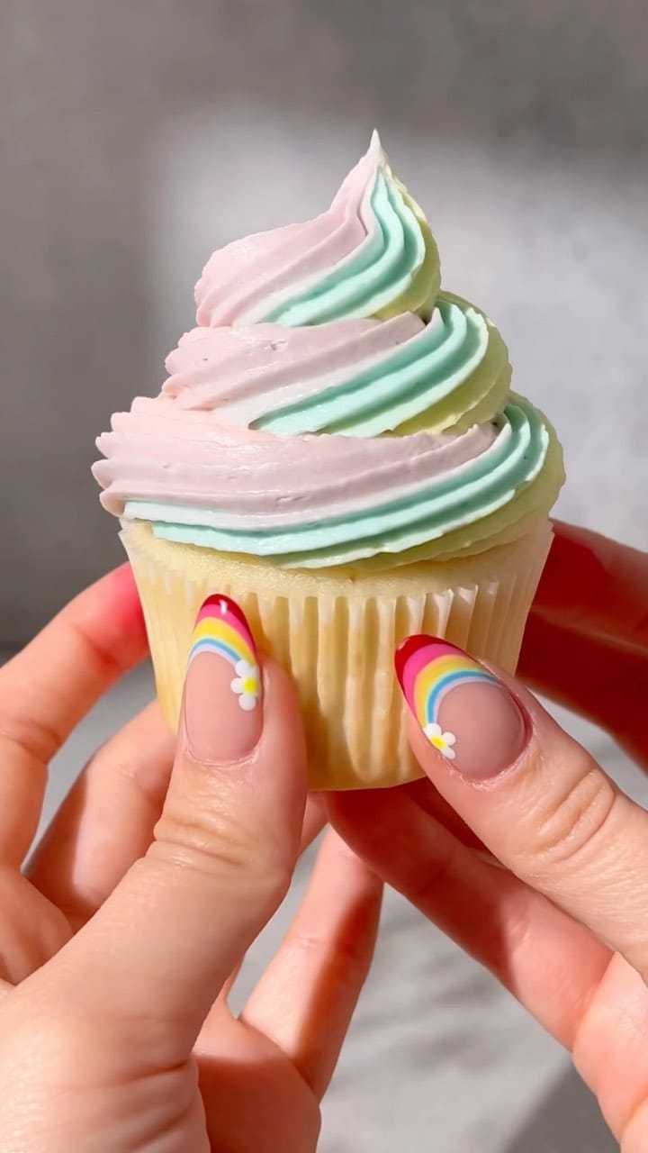 Post 5 by Stephany | Food Photographer on Instagram (video)