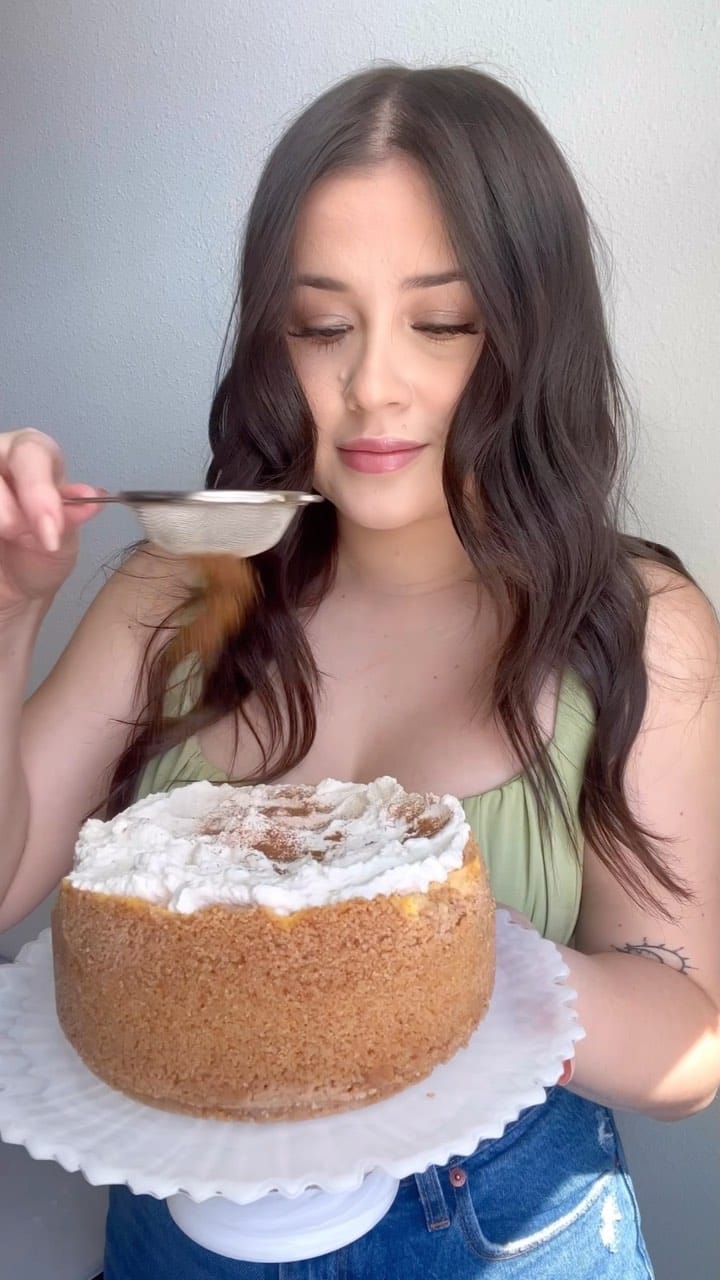 Post 3 by Stephany | Food Photographer on Instagram (video)