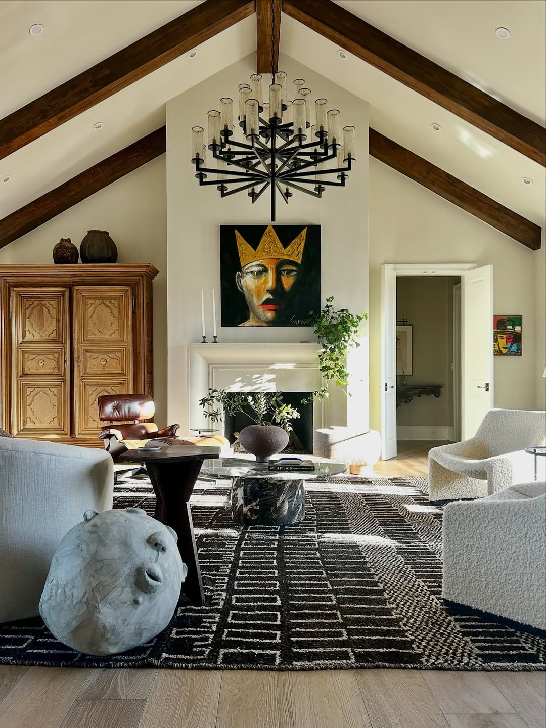 Post 3 by Thomas Guy Interiors on Instagram (carousel)