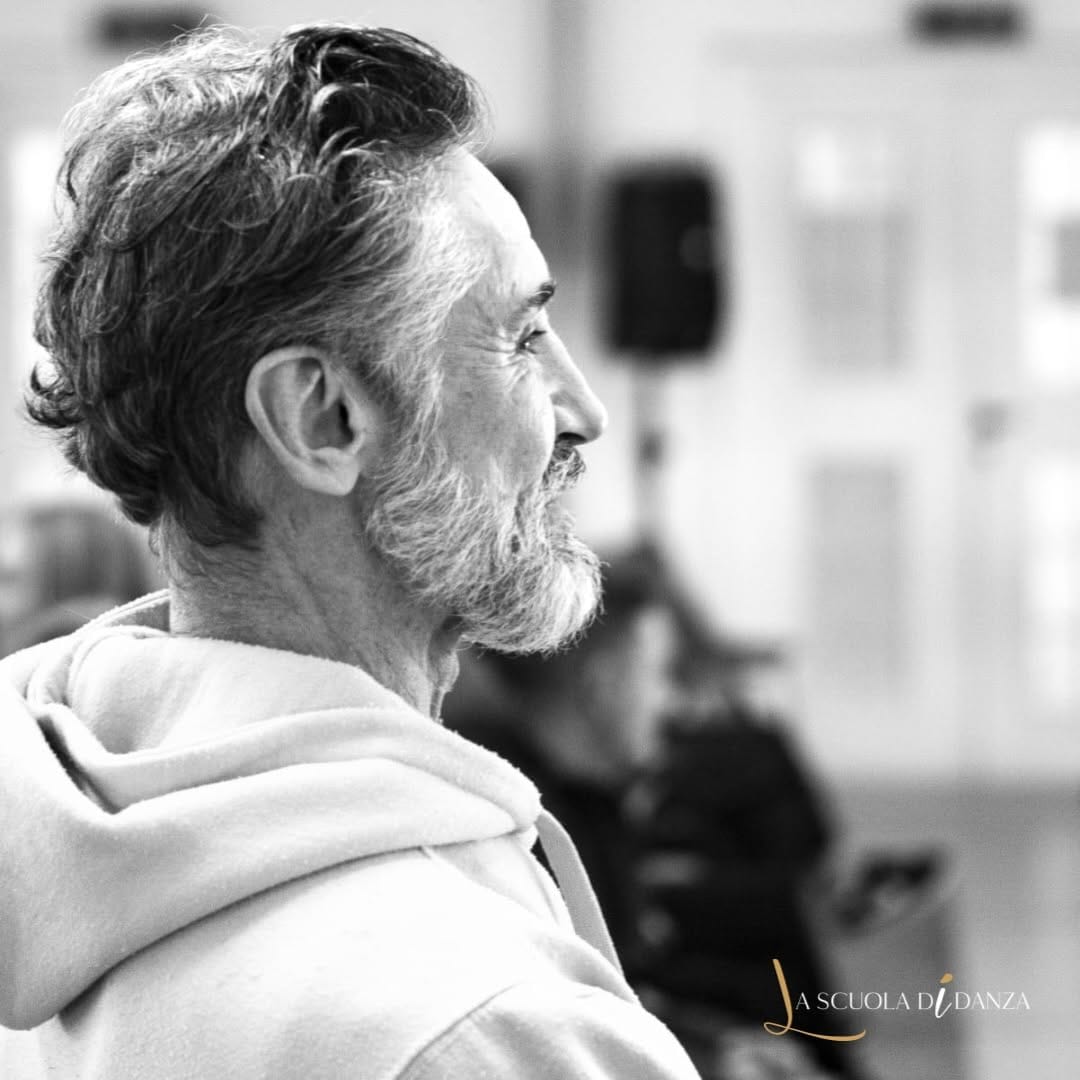 Post 5 by La Scuola di Danza on Instagram (carousel)