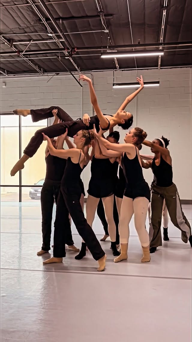 Post 6 by VITACCA BALLET & School for Dance on Instagram (video)